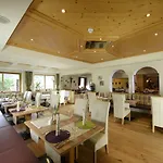 Pure Panoramahotel Erika Superior 3* ניוסטיפט אים סטובאיטל