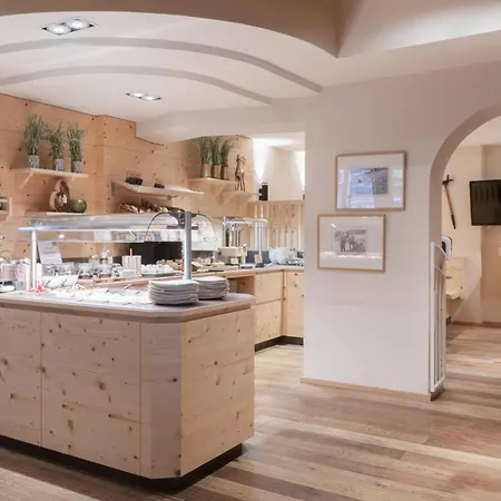 Pure Panoramahotel Erika Superior Otel