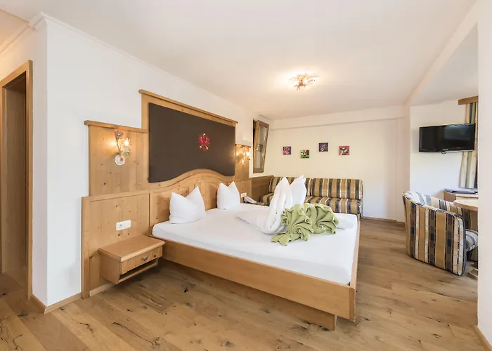 Pure Panoramahotel Erika Superior Otel 3*